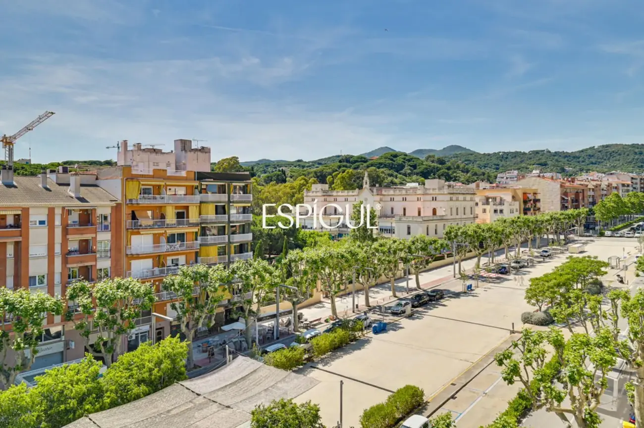Àtic dúplex a Arenys de Mar de 206 m² amb una terrassa de 20 m²