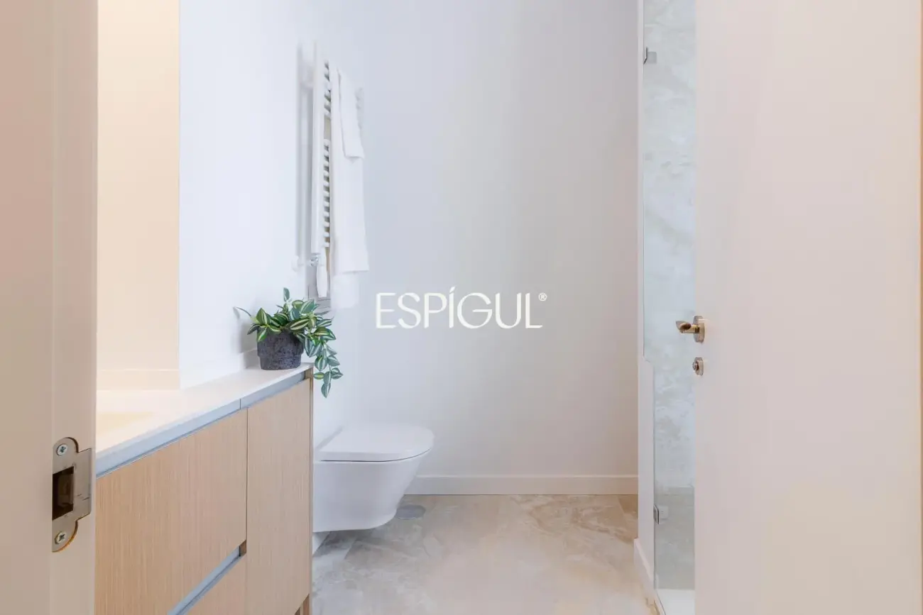 Ático en venta reformado, amueblado con terraza y trastero en Goya, Barrio Salamanca
