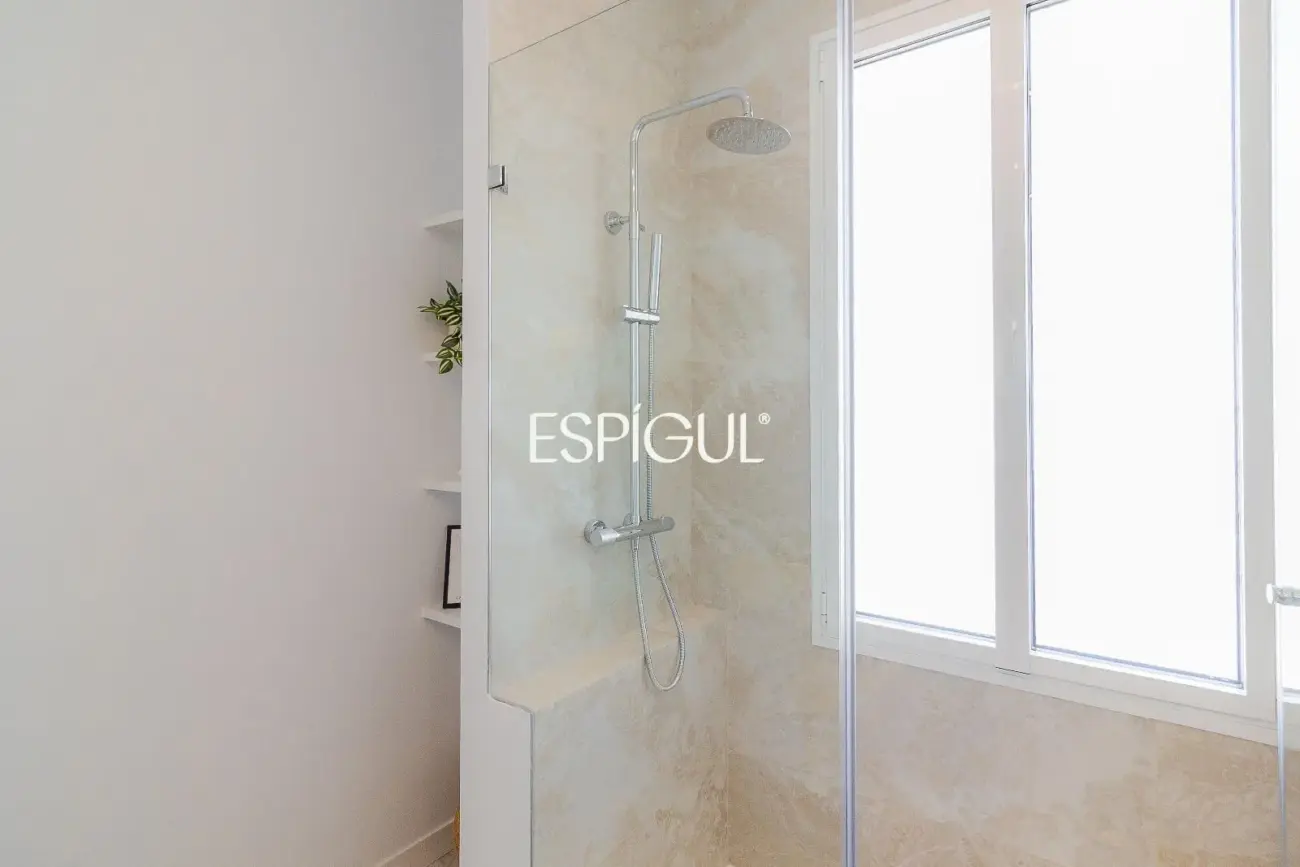 Ático en venta reformado, amueblado con terraza y trastero en Goya, Barrio Salamanca