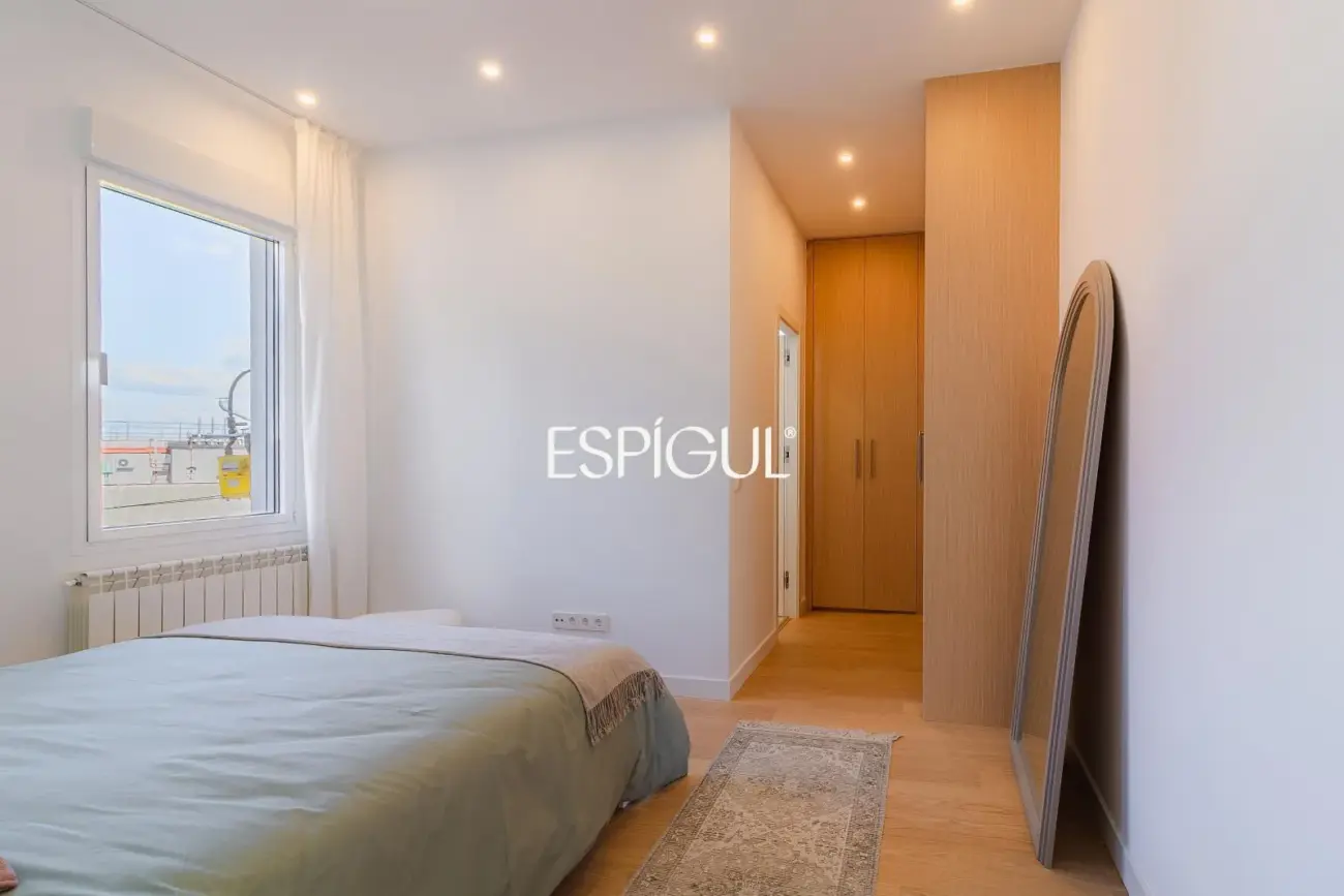 Ático en venta reformado, amueblado con terraza y trastero en Goya, Barrio Salamanca