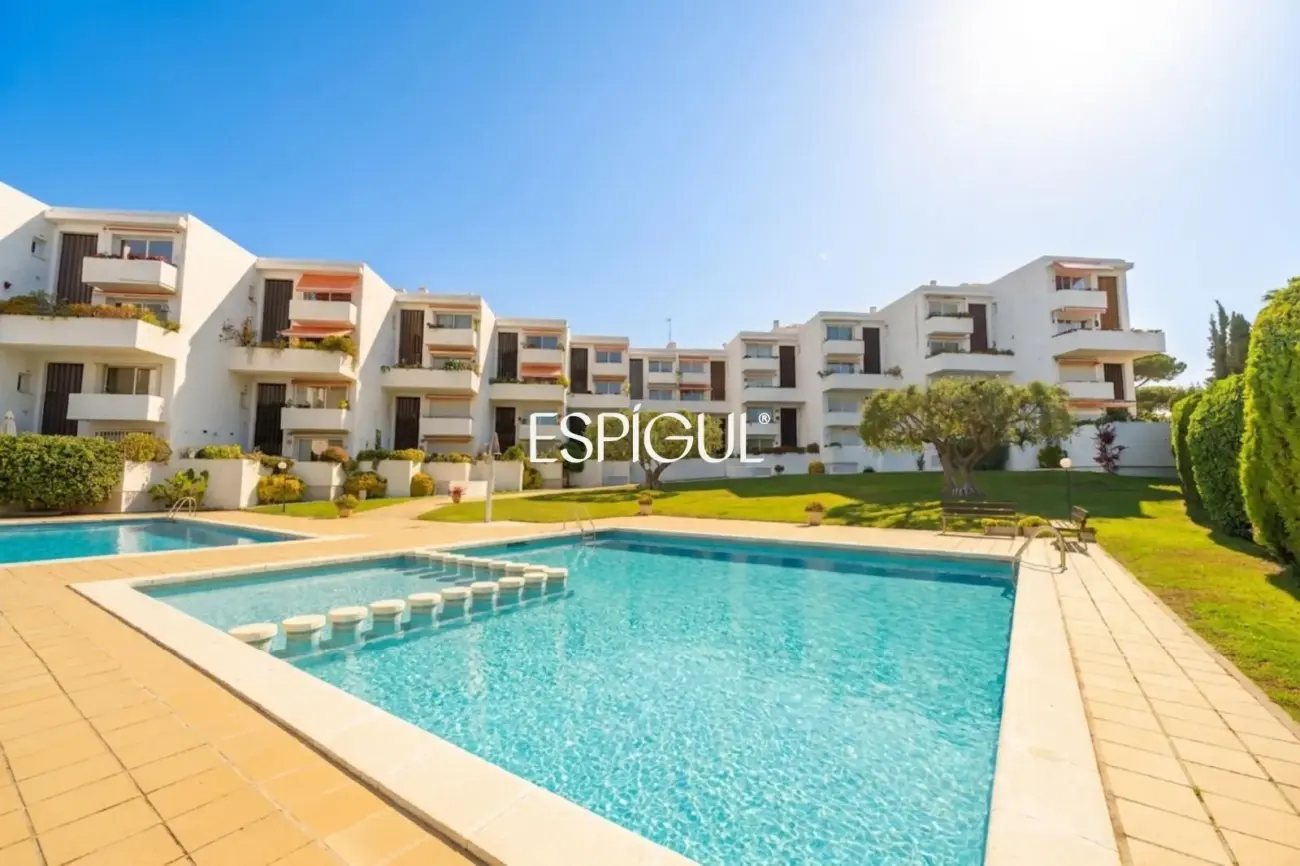 Bonito triplex totalmente reformado con vistas al mar en Llavaneres