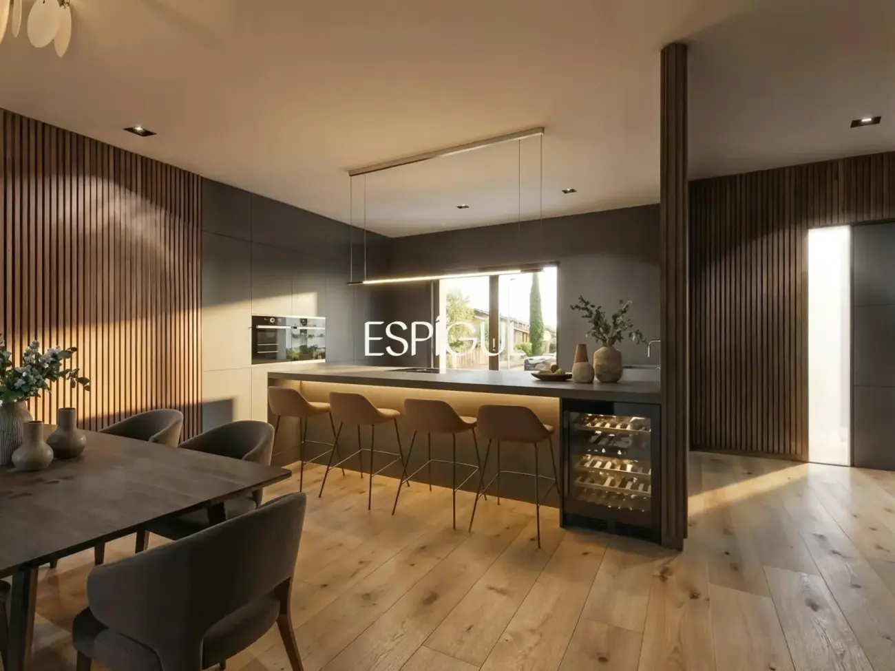 Casa completamente reformada en venta en Parc Central