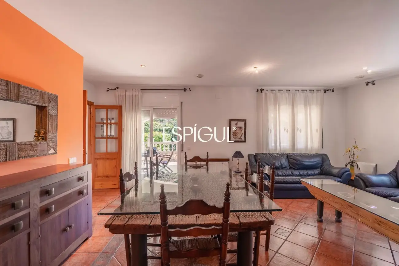 Casa amb llicència turística a Cala Canyelles