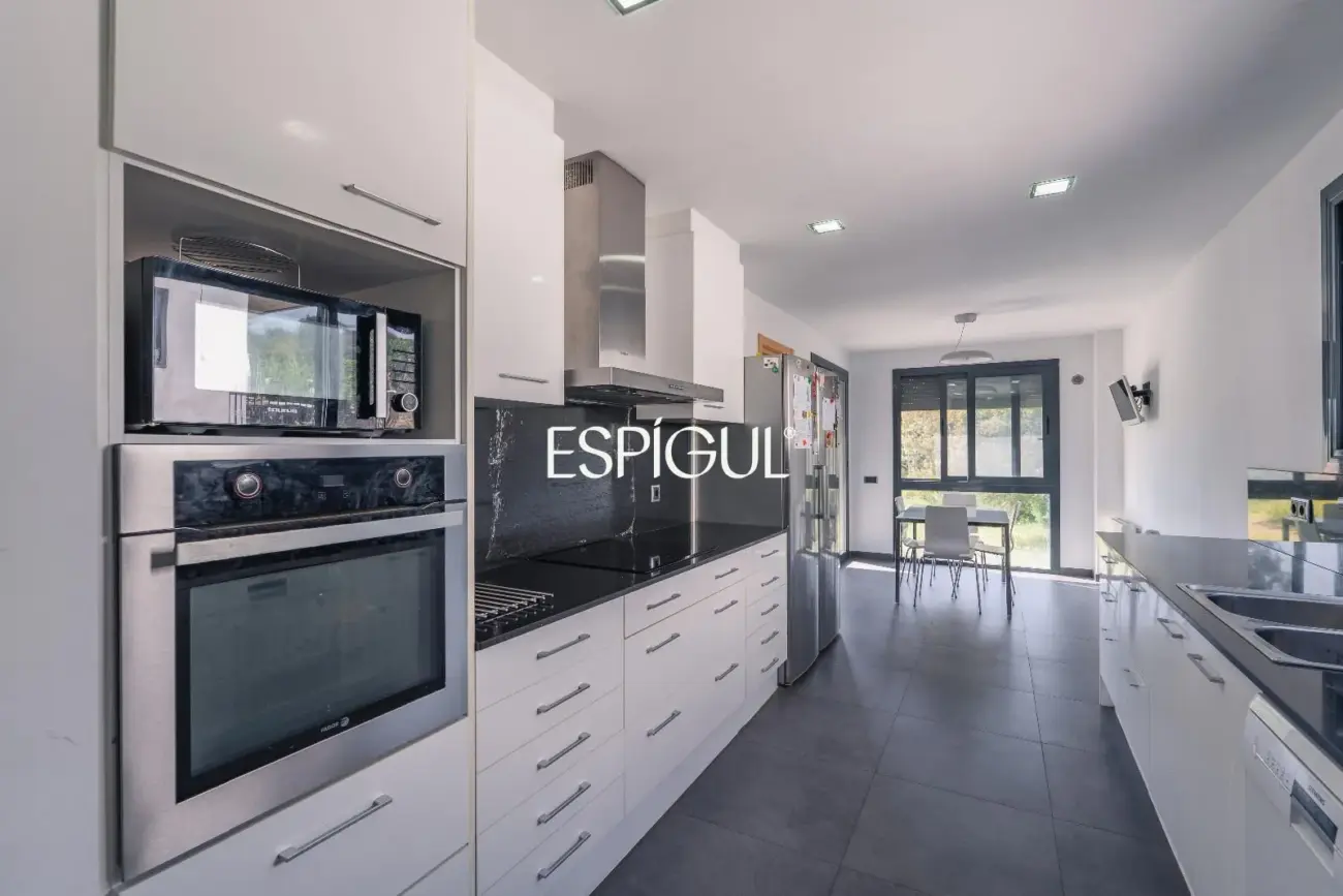 Casa moderna i lluminosa a Santa Coloma de Farners
