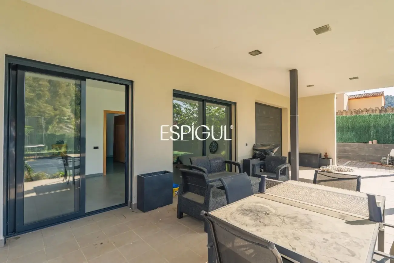 Casa moderna i lluminosa a Santa Coloma de Farners