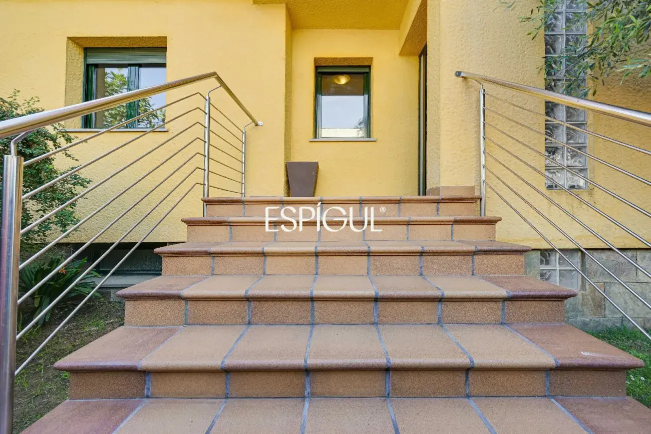Casa unifamiliar de luxe amb piscina privada a prop de la platja de Riells