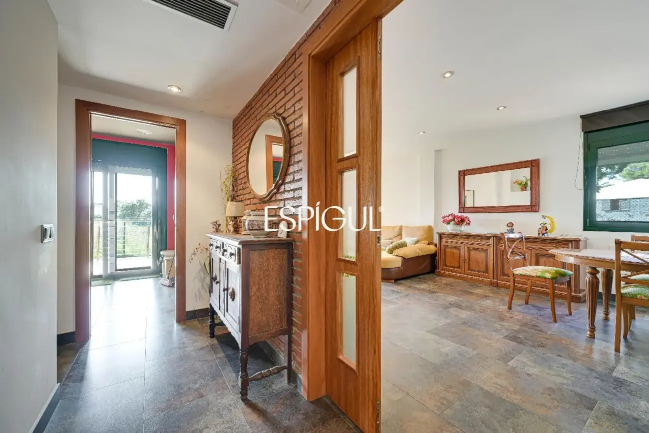 Casa unifamiliar de luxe amb piscina privada a prop de la platja de Riells