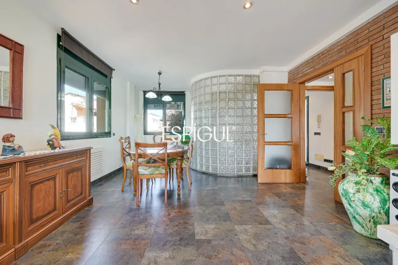 Casa unifamiliar de luxe amb piscina privada a prop de la platja de Riells