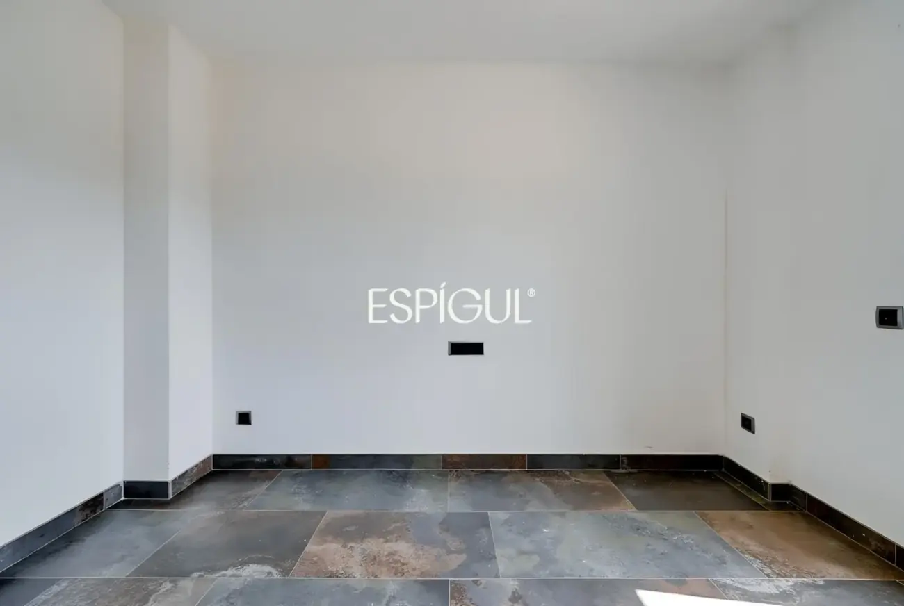 Casa unifamiliar de luxe amb piscina privada a prop de la platja de Riells