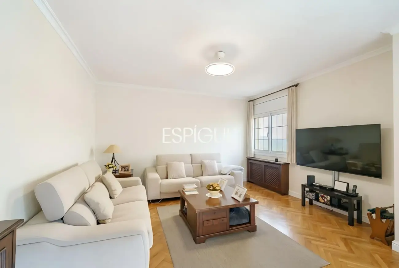 Elegance, views and privacy just 5 minutes from Mataró