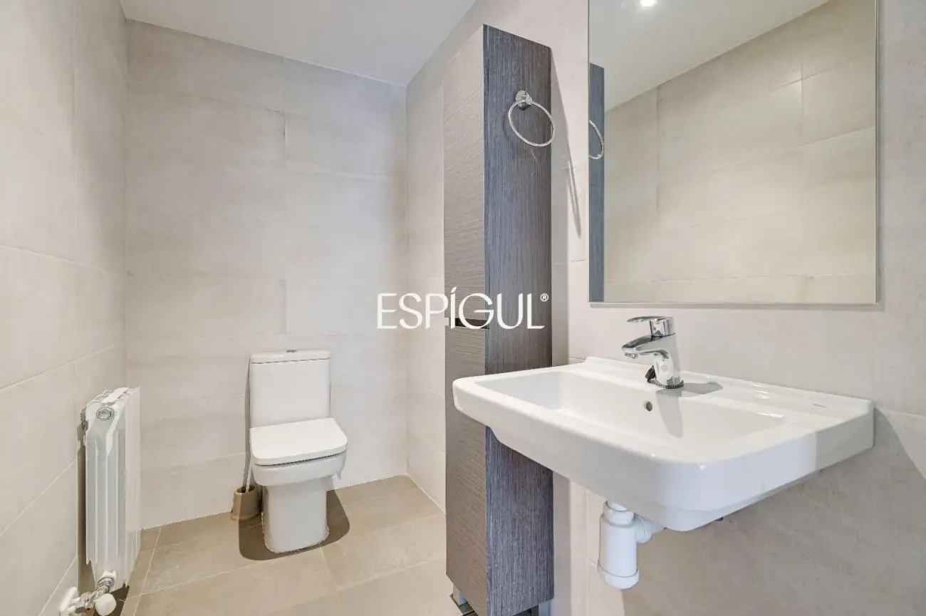 Casa exclusiva a Vilablareix de 4 habitacions