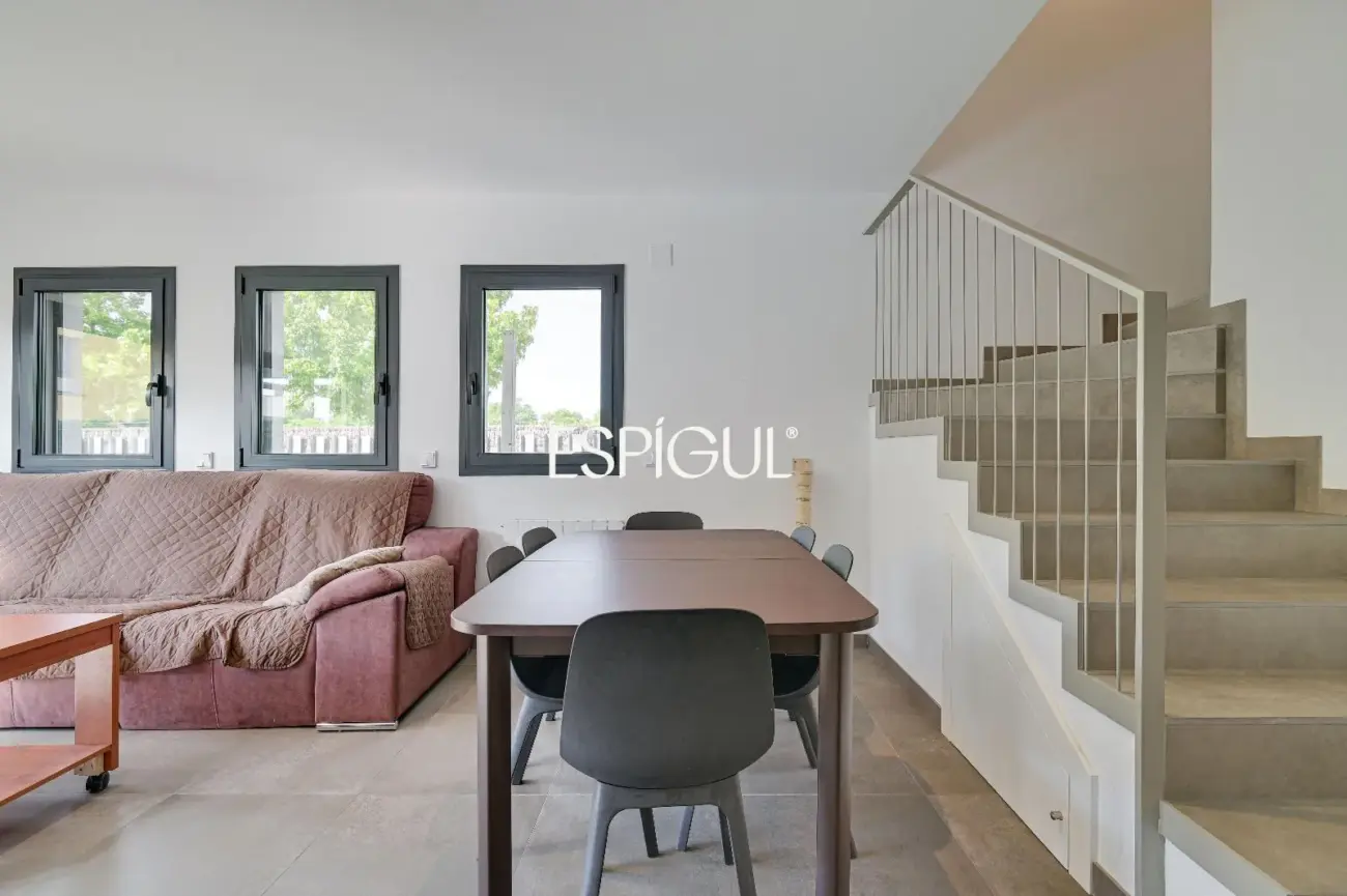 Casa exclusiva a Vilablareix de 4 habitacions