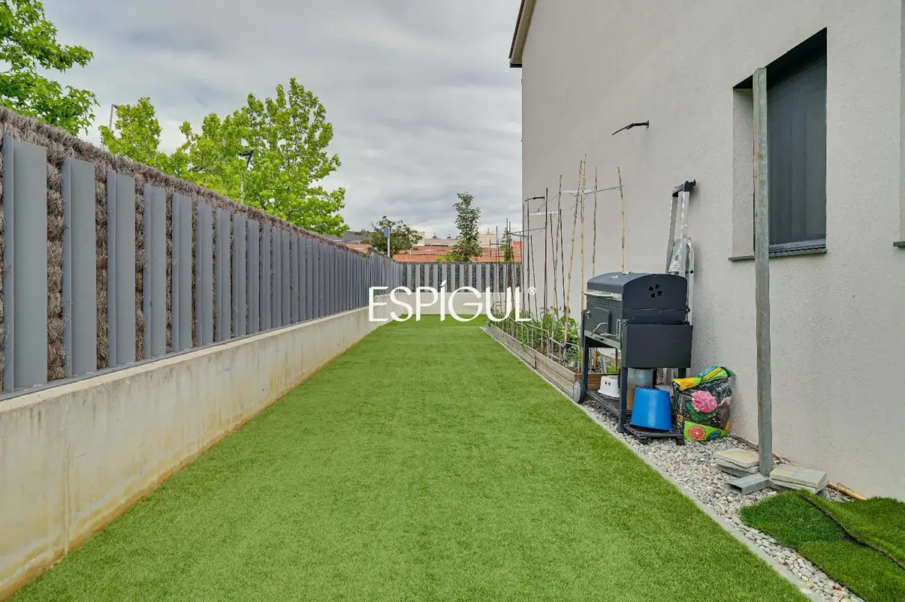 Casa exclusiva a Vilablareix de 4 habitacions