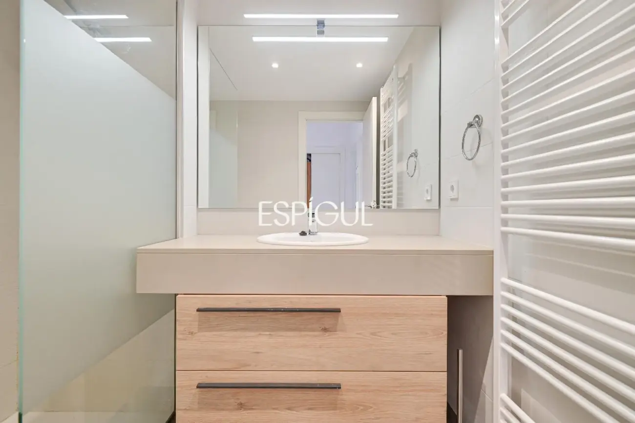 Casa exclusiva a Vilablareix de 4 habitacions