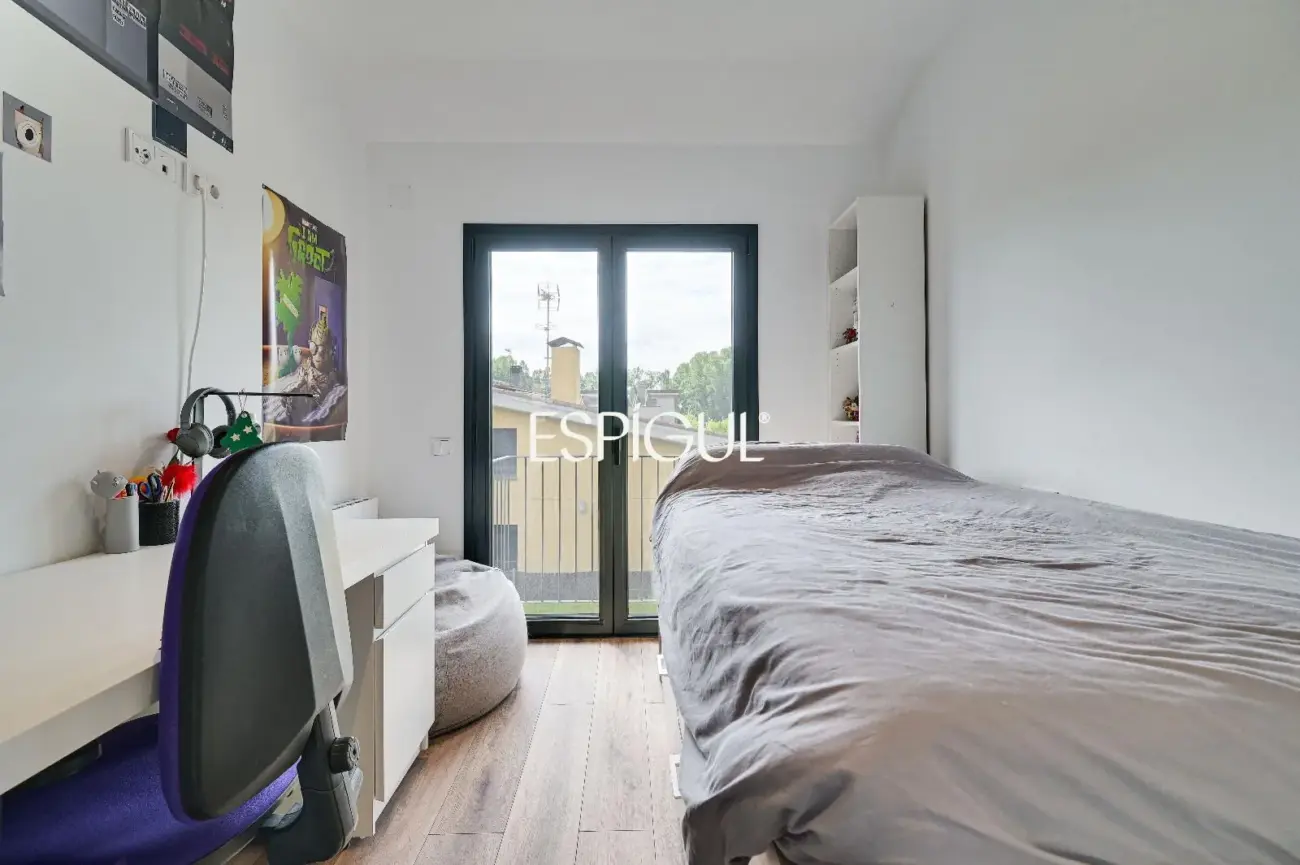 Casa exclusiva a Vilablareix de 4 habitacions