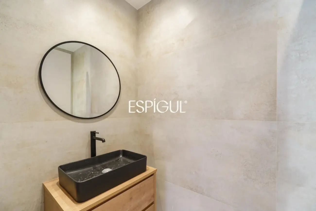 Exclusiva vivienda de obra nueva con diseño contemporáneo en Vallromanes