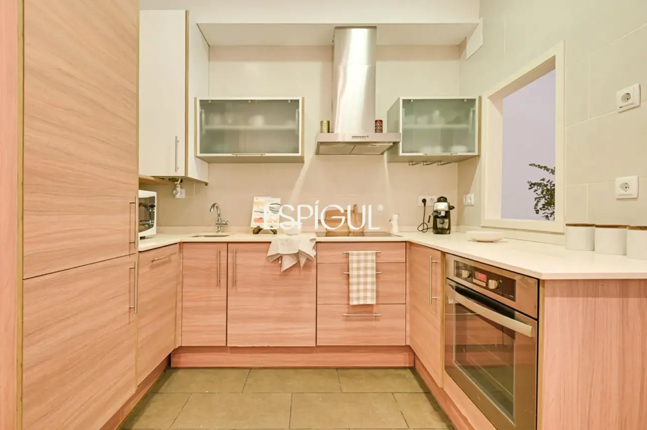 Appartement exclusif avec terrasse privée à Eixample – Sant Antoni