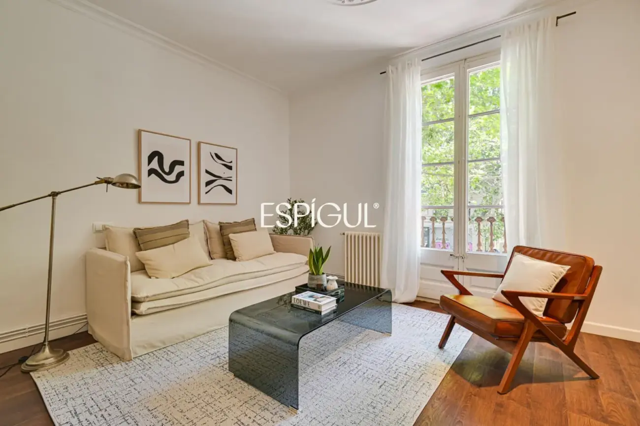 Appartement exclusif avec terrasse privée à Eixample – Sant Antoni