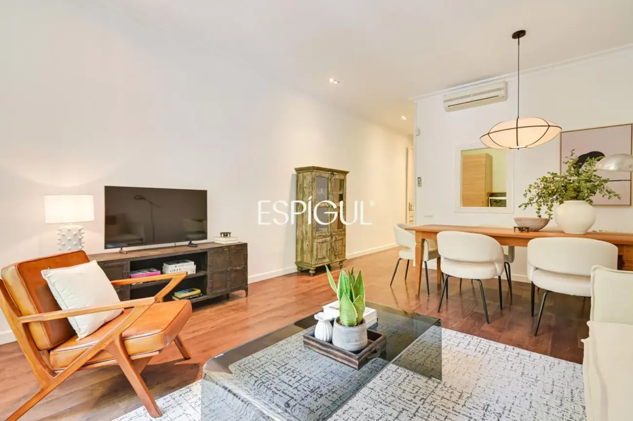 Appartement exclusif avec terrasse privée à Eixample – Sant Antoni