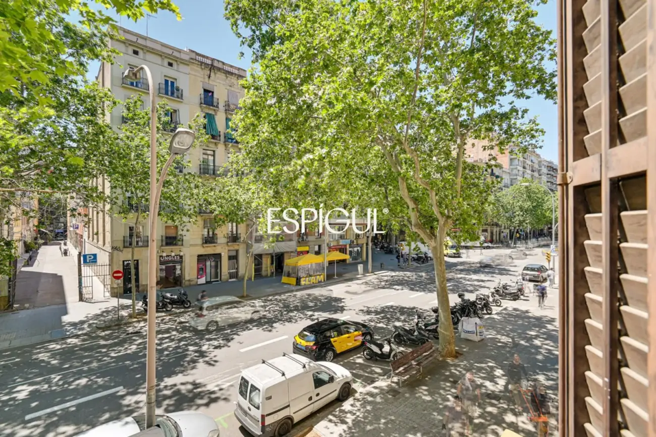 Appartement exclusif avec terrasse privée à Eixample – Sant Antoni