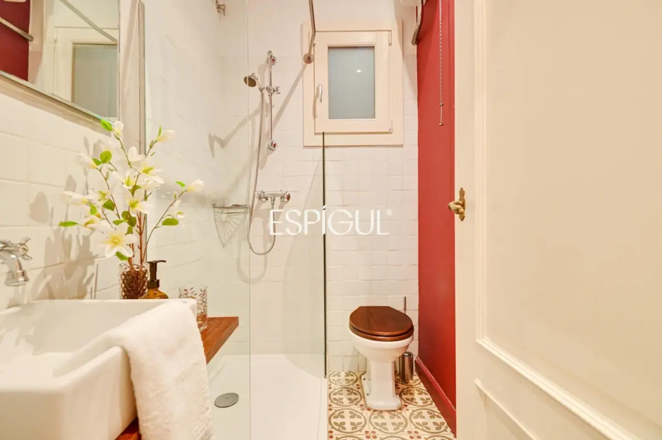 Appartement exclusif avec terrasse privée à Eixample – Sant Antoni