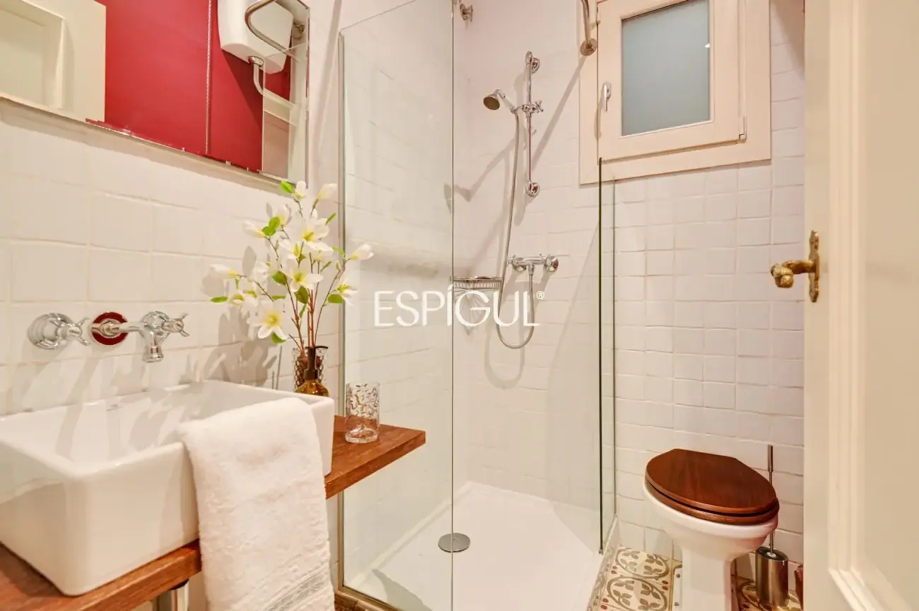 Appartement exclusif avec terrasse privée à Eixample – Sant Antoni