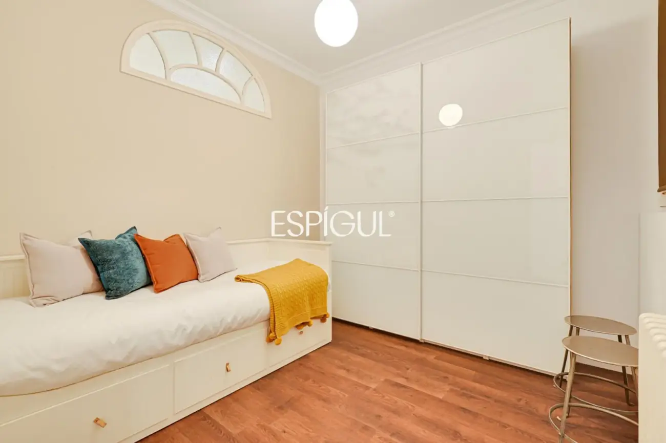 Appartement exclusif avec terrasse privée à Eixample – Sant Antoni