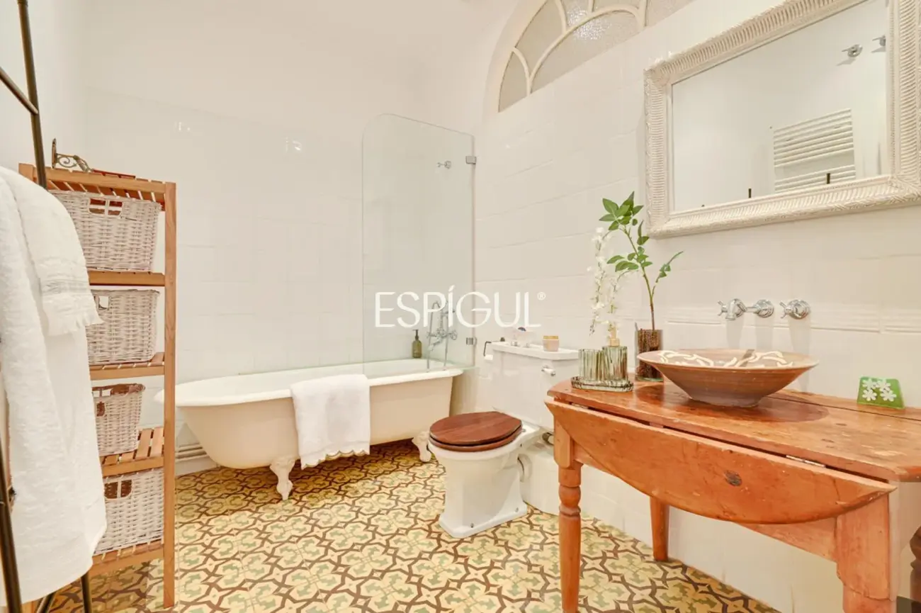 Appartement exclusif avec terrasse privée à Eixample – Sant Antoni