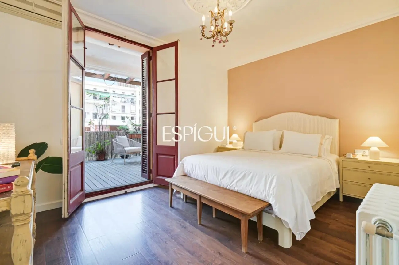 Appartement exclusif avec terrasse privée à Eixample – Sant Antoni