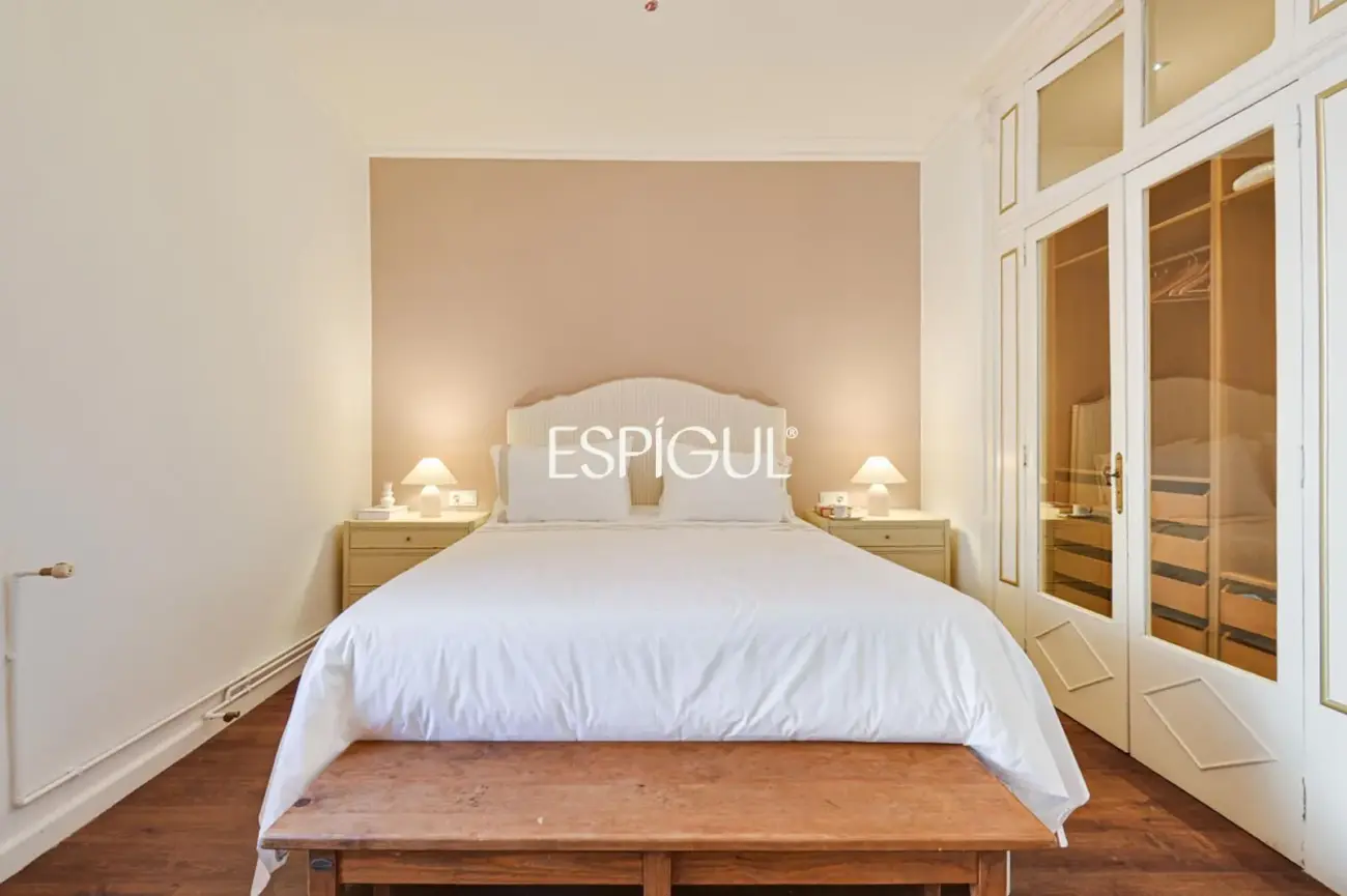 Appartement exclusif avec terrasse privée à Eixample – Sant Antoni