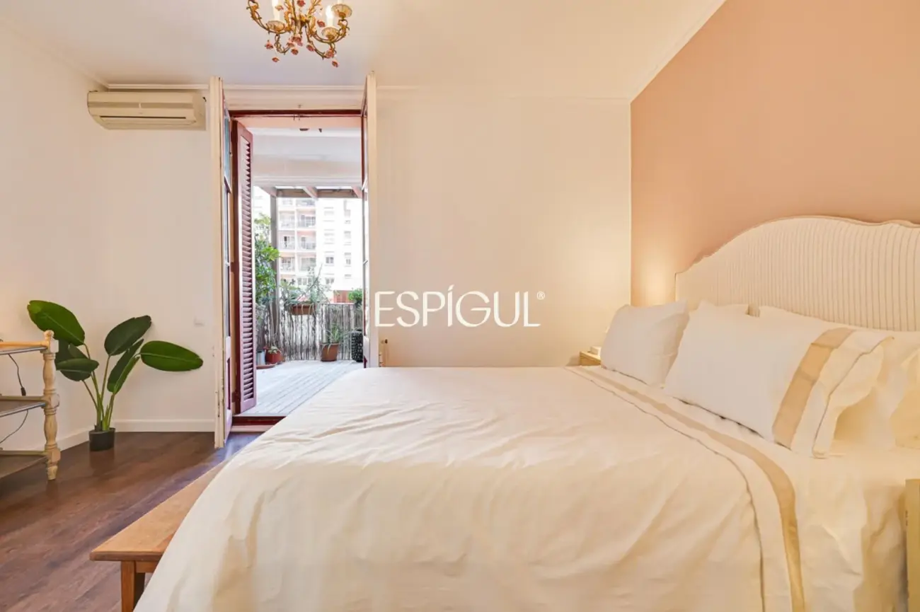 Appartement exclusif avec terrasse privée à Eixample – Sant Antoni
