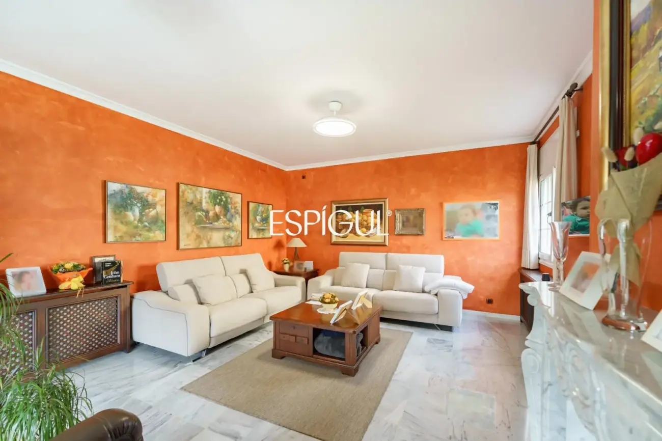 Elegance, views and privacy just 5 minutes from Mataró