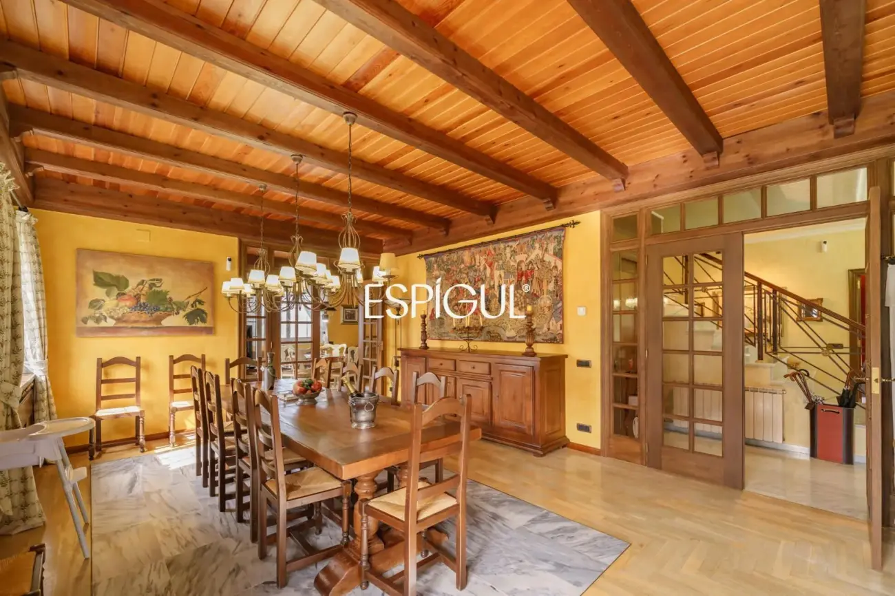 Elegance, views and privacy just 5 minutes from Mataró