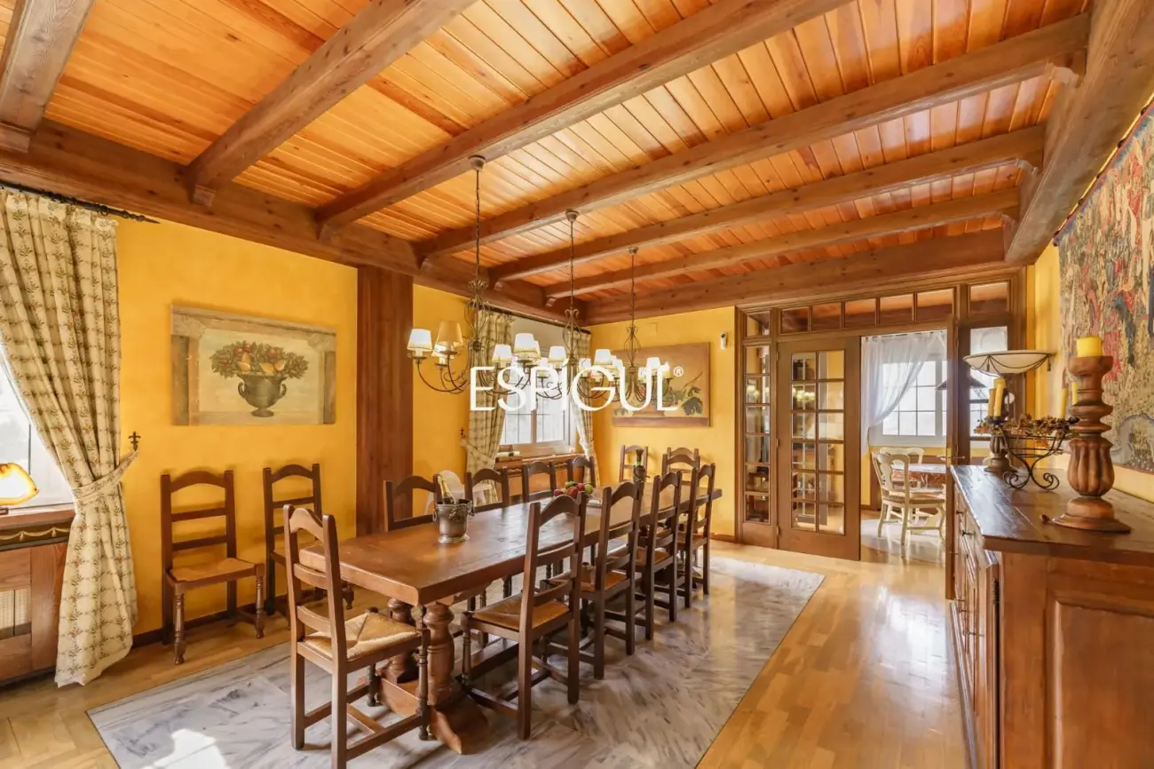 Elegance, views and privacy just 5 minutes from Mataró