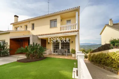 Elegance, views and privacy just 5 minutes from Mataró