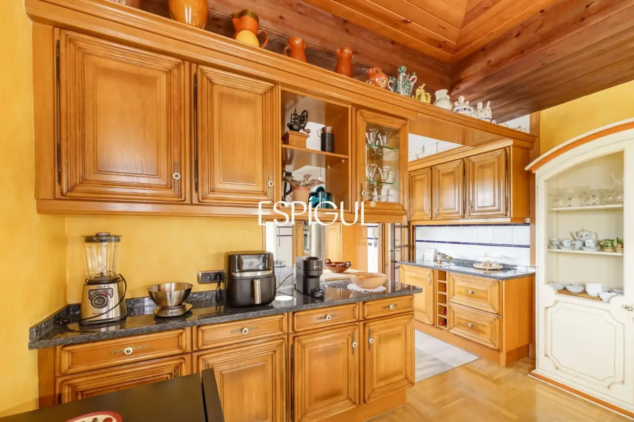 Elegance, views and privacy just 5 minutes from Mataró