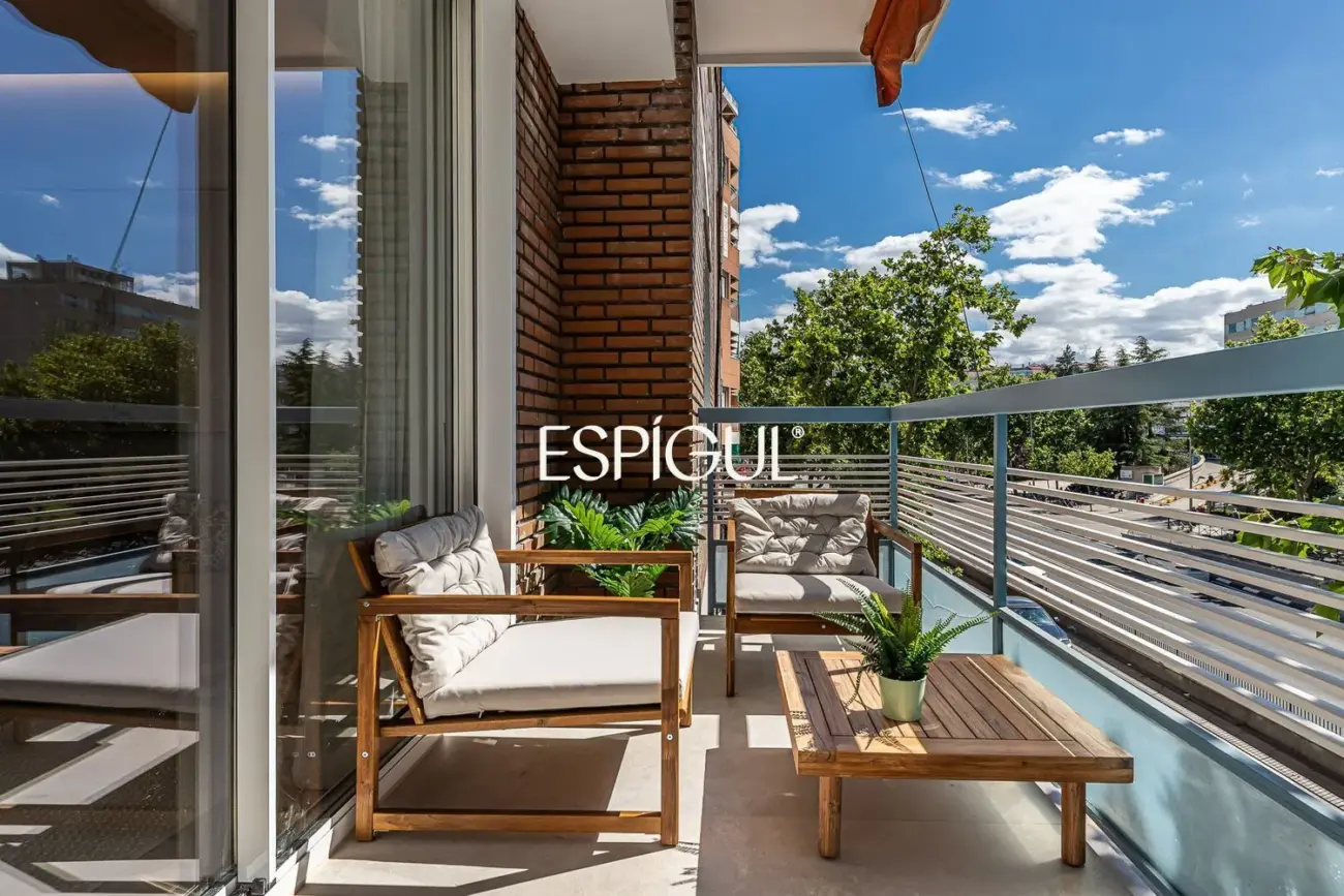 Piso en venta exterior con terraza en Ibiza, Retiro