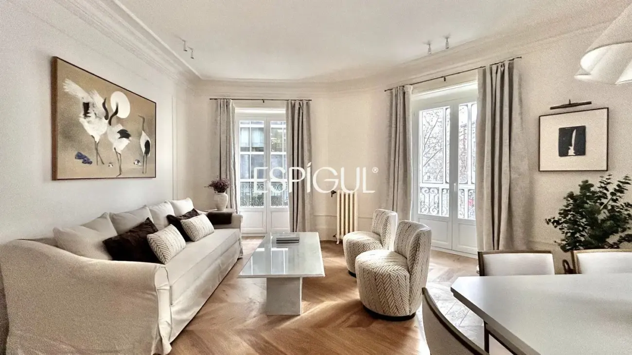 Piso en venta exterior reformado en Trafalgar, Chamberí
