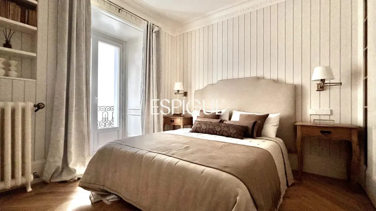 Piso en venta exterior reformado en Trafalgar, Chamberí