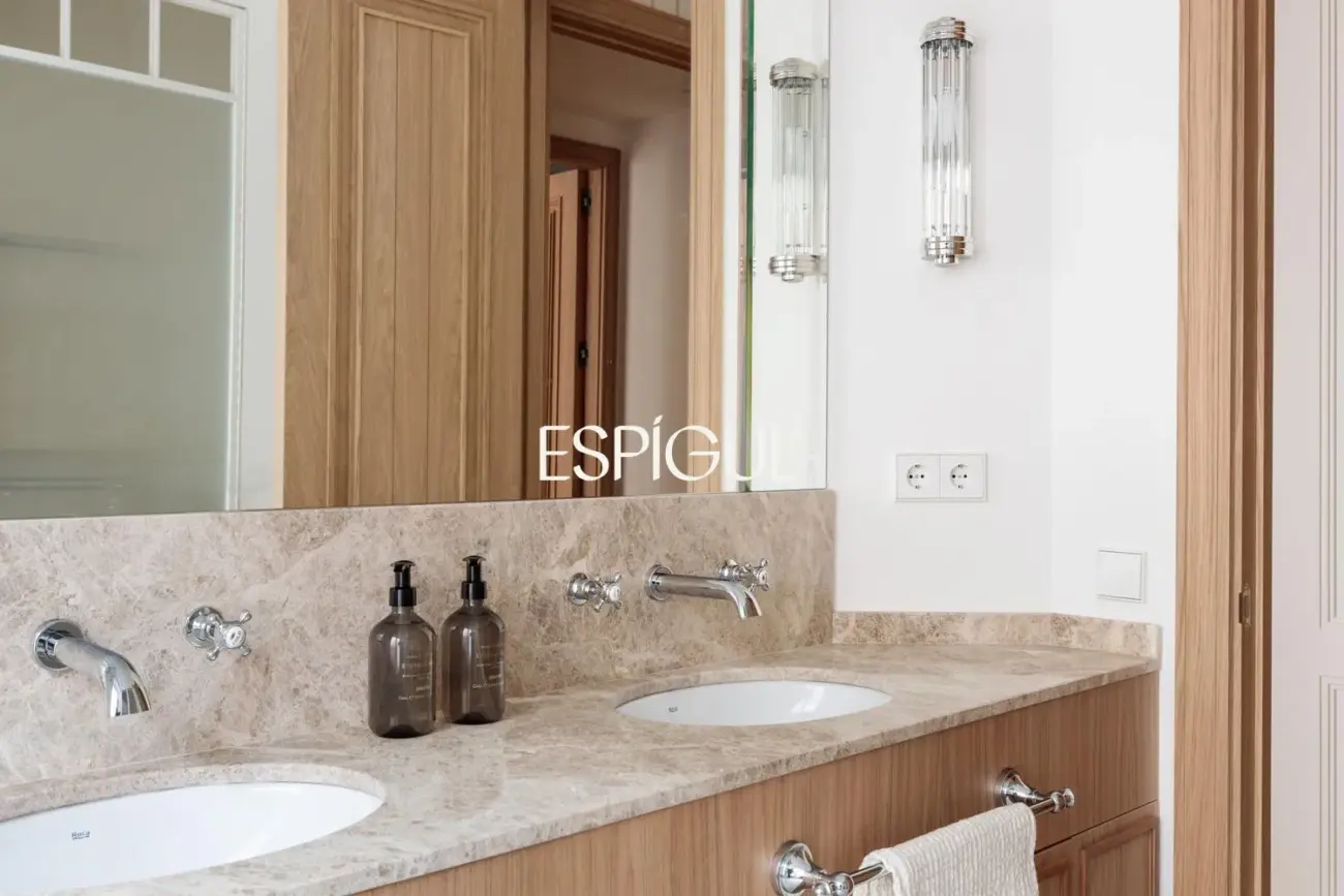 Piso en venta exterior reformado en Trafalgar, Chamberí