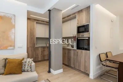 Piso en venta exterior, reformado y amueblado en Arapiles, Chamberí