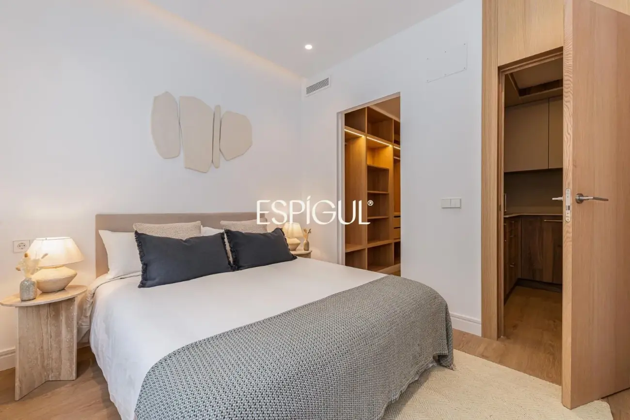 Piso en venta exterior, reformado y amueblado en Arapiles, Chamberí