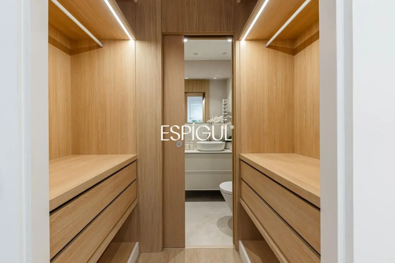 Piso en venta exterior, reformado y amueblado en Arapiles, Chamberí