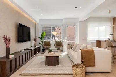 Piso en venta reformado en Jerónimos, Retiro