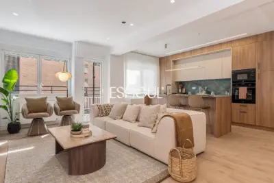 Piso en venta reformado en Jerónimos, Retiro