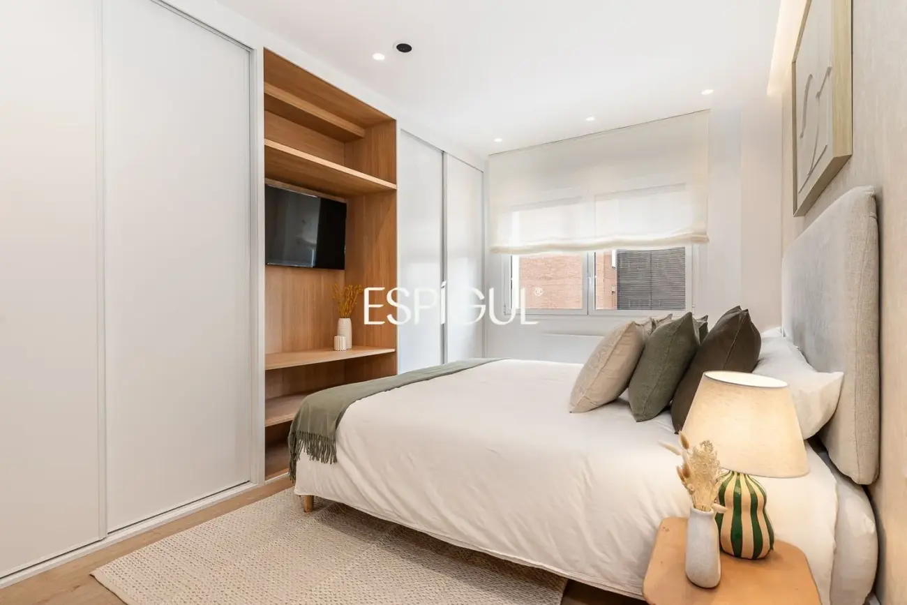 Piso en venta reformado en Jerónimos, Retiro