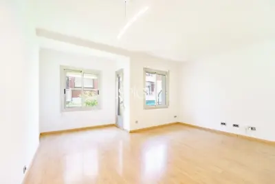 Appartement rénové et lumineux près de la Plaza España
