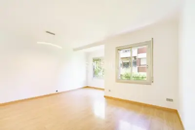 Appartement rénové et lumineux près de la Plaza España