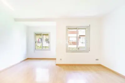 Appartement rénové et lumineux près de la Plaza España