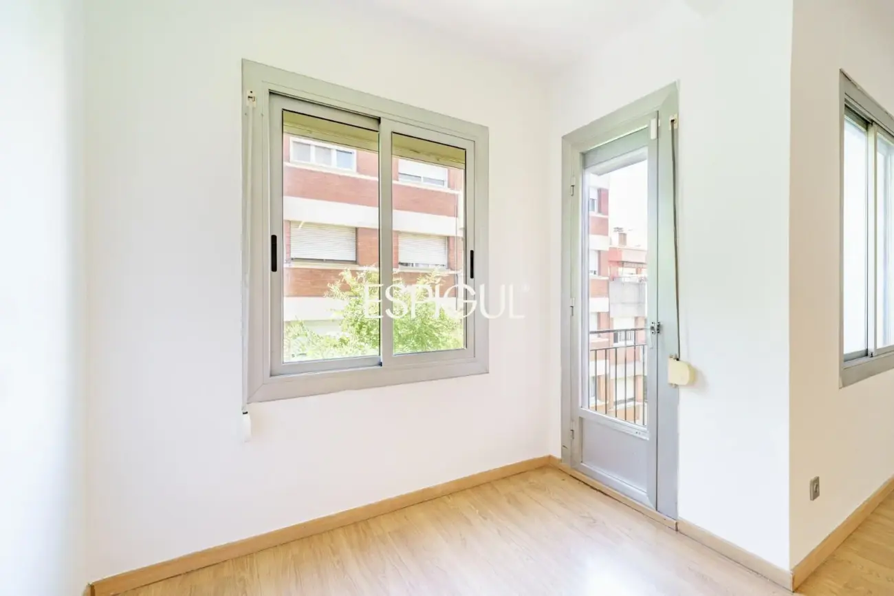 Appartement rénové et lumineux près de la Plaza España